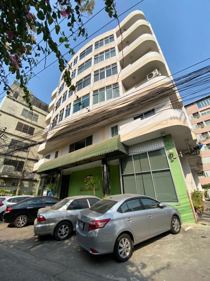 City Residence Банкок Екстериор снимка