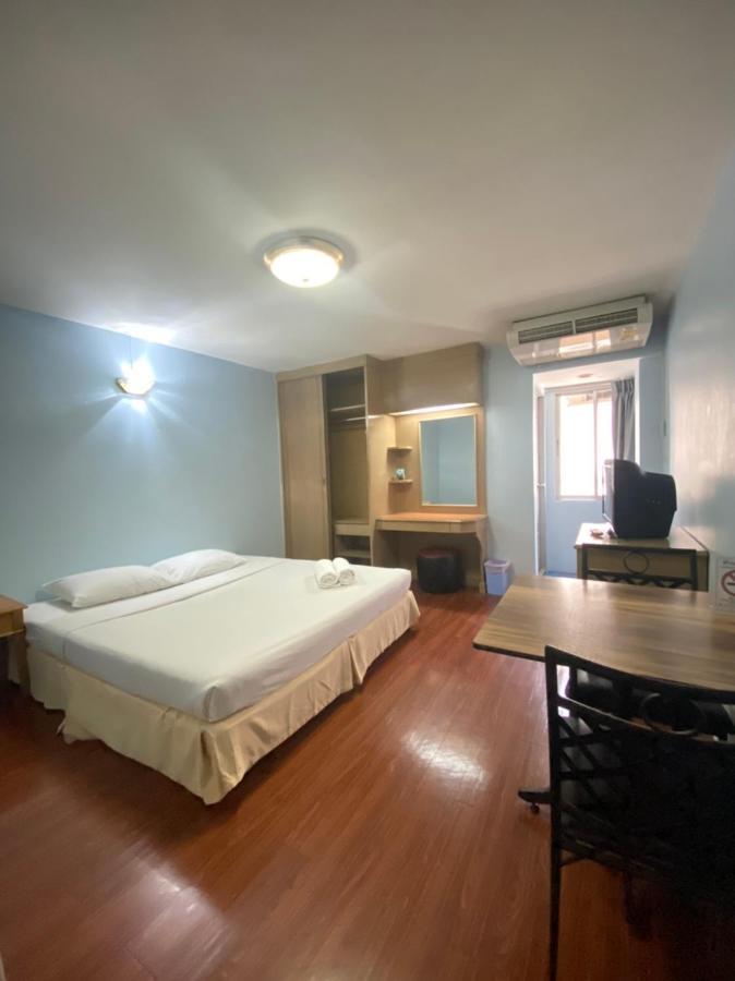 City Residence Банкок Екстериор снимка